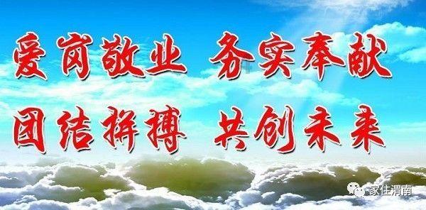 要想将白T穿出清爽自然的少年感，该如何搭配？